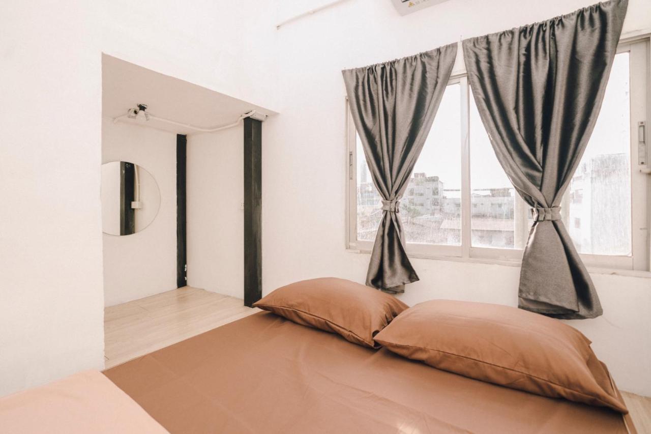 Liberta Hostel Bangkok Luaran gambar