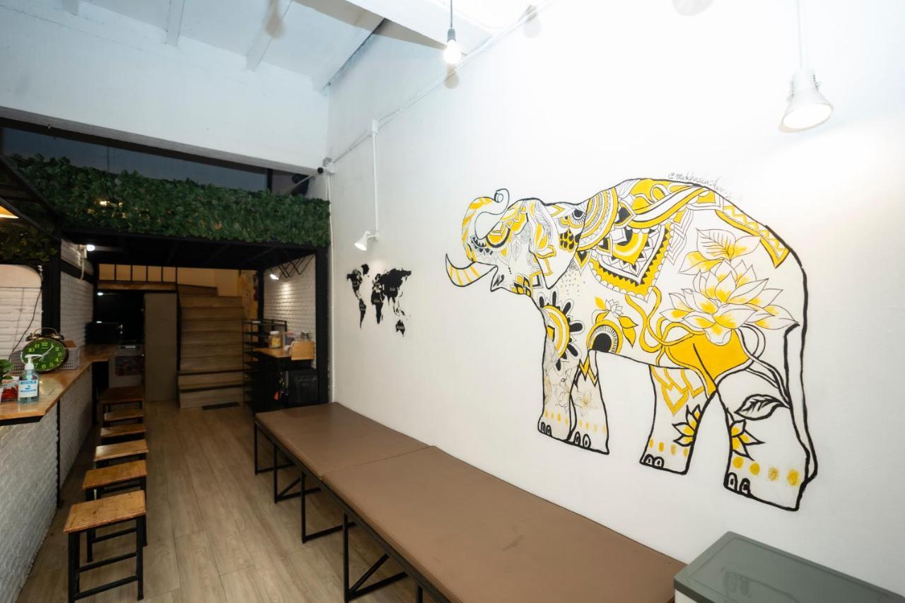 Liberta Hostel Bangkok Luaran gambar