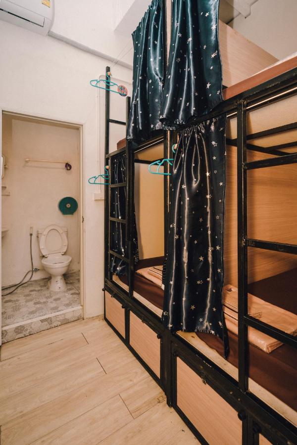 Liberta Hostel Bangkok Luaran gambar
