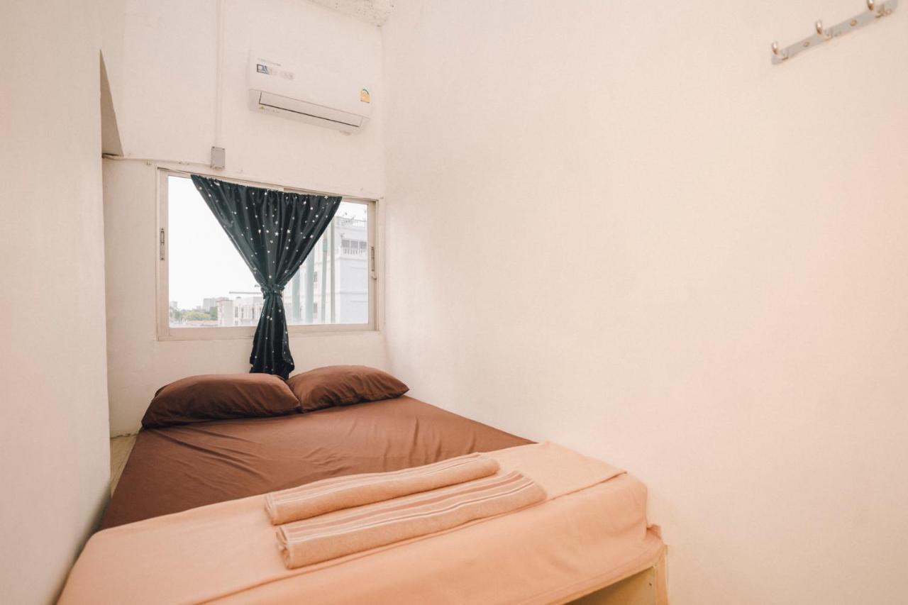 Liberta Hostel Bangkok Luaran gambar